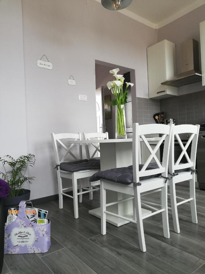 Gray Pearl Apartment Пула Екстериор снимка